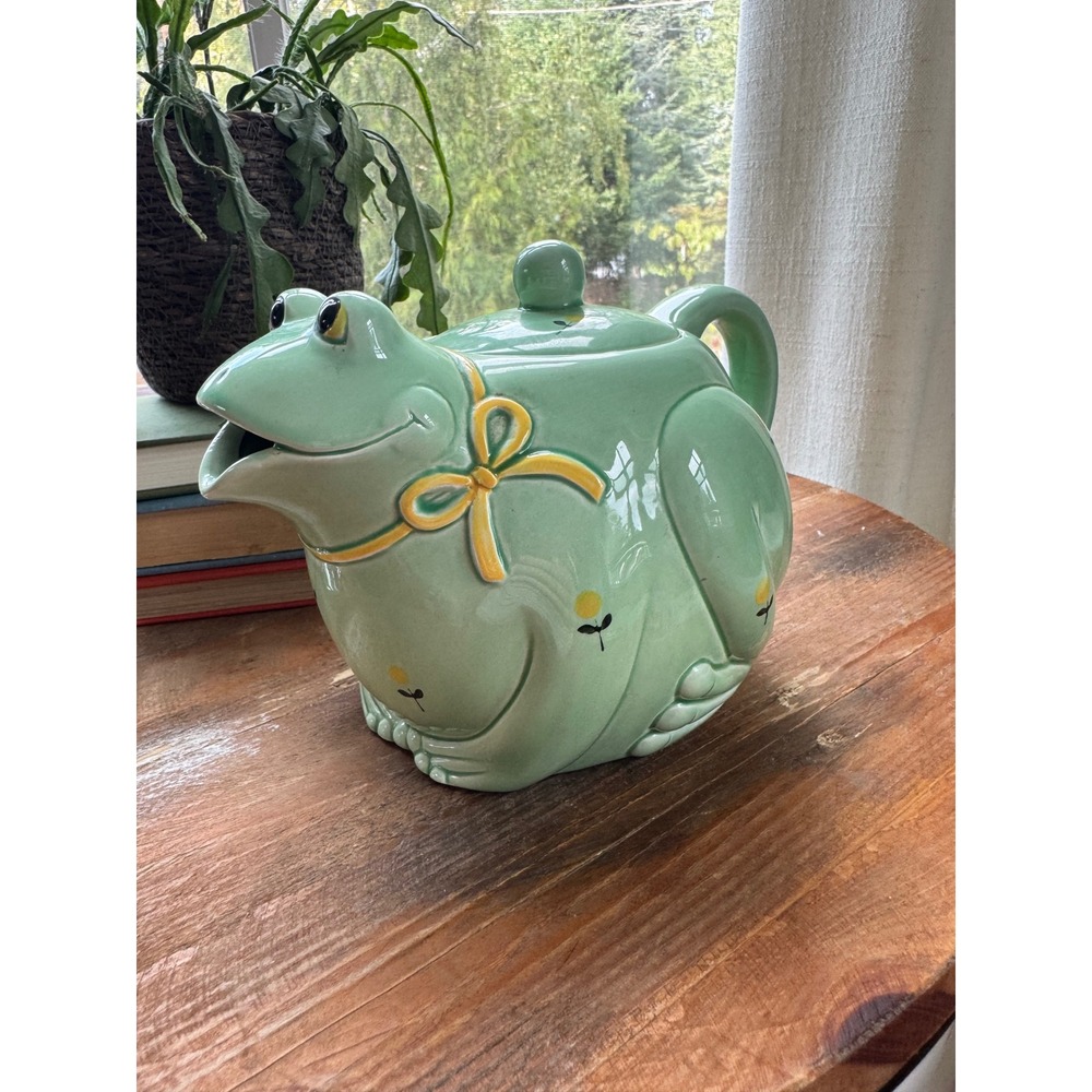 Vintage OtagiriGreen Ceramic Frog Teapot Yellow Bow Floral Whimsical Cottagecore